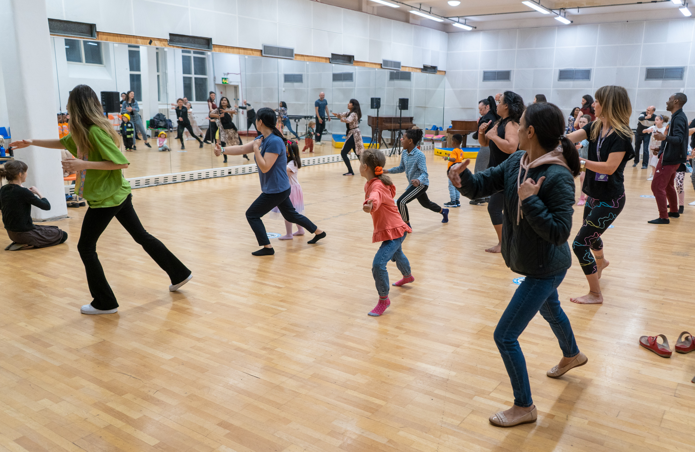 Family Dance Stars